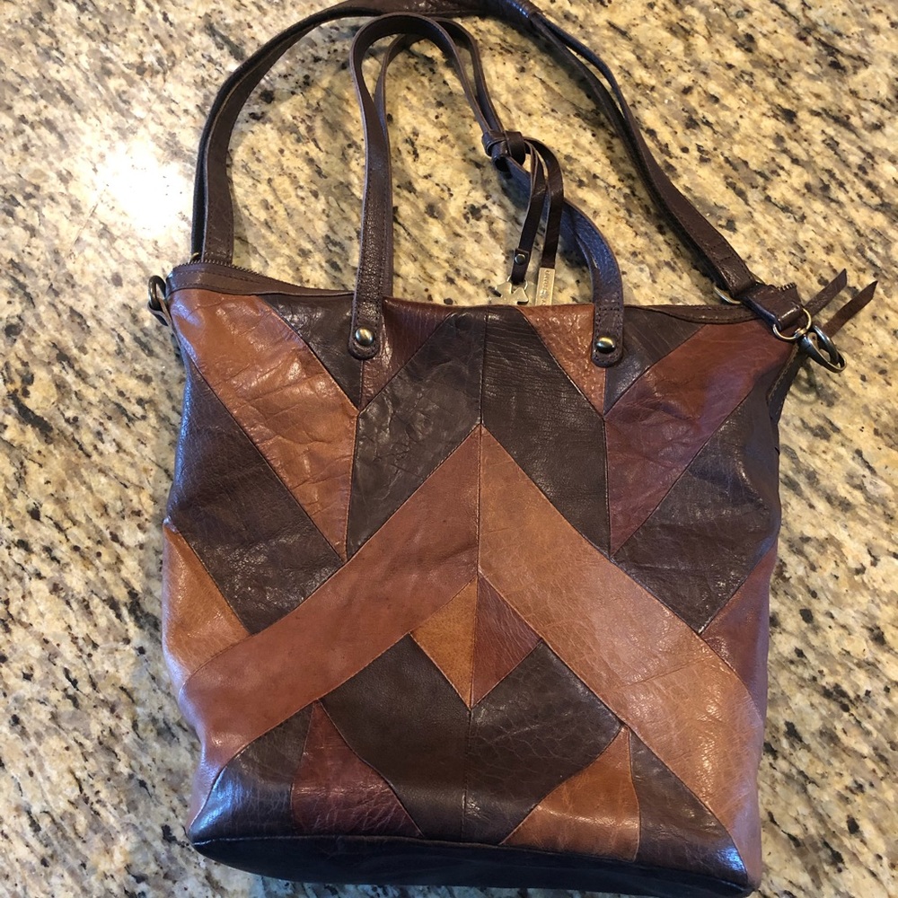 Lucky Brand leather handbag with tote strap and crossbody